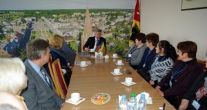 Susitikimo su rajono meru akimirka.