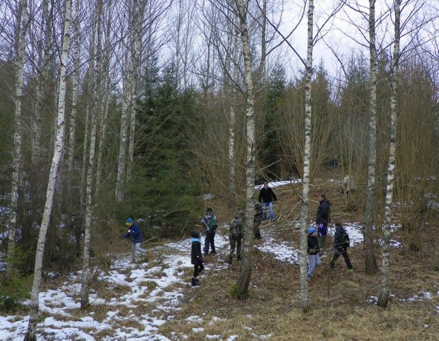 Tikimasi atstatyti Grubų miško partizanų slėptuvę Tikimasi atstatyti Grubų miško partizanų slėptuvę