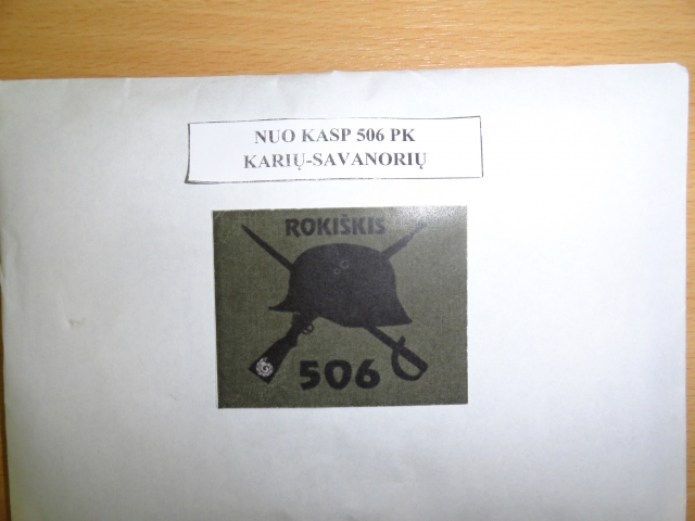 Kalėdinė  dovana motinos netekusiai šeimai. A. Kaupienės nuotr.