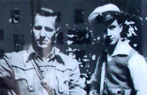 Laisvės kovotojas Balys Vaičėnas (kairėje).