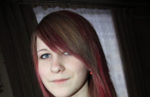 Drugelį maitina nektaru U.Kuodytės archyvo nuotr.