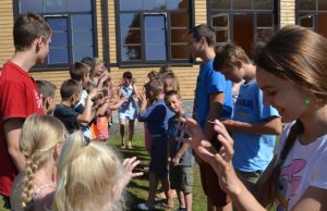 Ankstesnių vaikų ir jaunimo stovyklų Žiobiškio poilsiavietėje akimirkos.