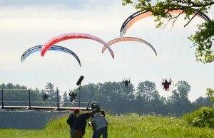Romantinėje komedijoje vaidino ir rokiškėnai Filmavimo akimirka. Tautvydo Rasiulio nuotr.
