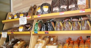 Rajono duonos kepėjai pirkėjams siūlo natūralią