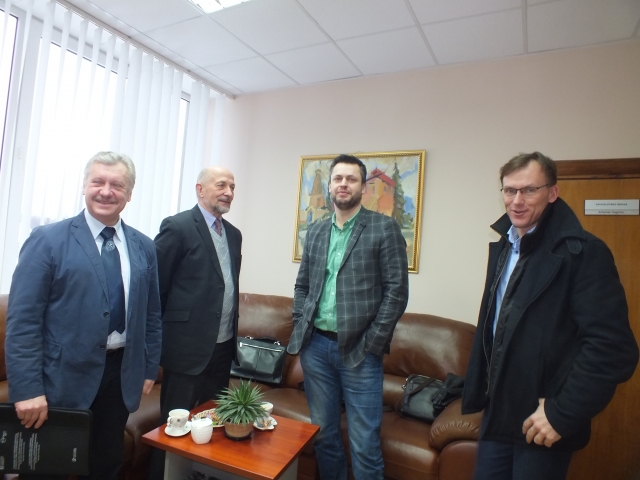 Prieš pasitarimą pas merą (Iš kairės): Jonas Satkūnas