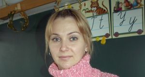 Aušra Maskoliūnienė eglutę sulipdė iš makaronų.