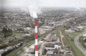 Nuo pirmojo garinio katilo iki modernių įrenginių – per pusę šimtmečio 50 metų jubiliejų švenčianti AB „Panevėžio energija“ – iš paukščio skrydžio. AB „Panevėžio energija“ archyvo nuotr.