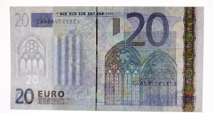 Juodupėnė telefoniniams sukčiams pasakė elektroninės bankininkystės kodus