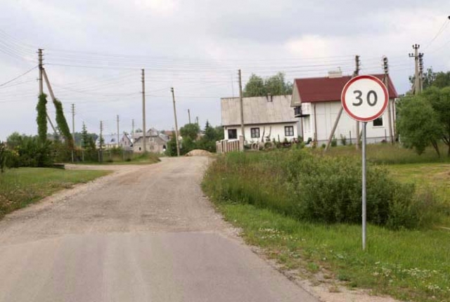 Kalnų gatvėje ribojamas transporto eismas