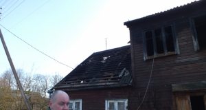 Naktį kilęs gaisras galėjo virsti tragedija