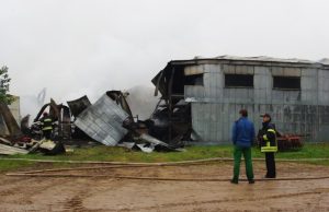 Angarą smarkiai nusiaubė ugnis. M. Katinauskienės nuotr.