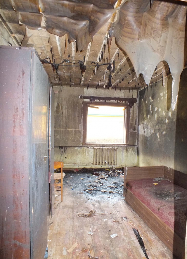 Vaikų kambarys po gaisro. A.Minkevičienės nuotr. Vaikų kambarys po gaisro. A.Minkevičienės nuotr.