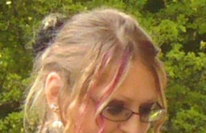 Giedrė Garuolytė gavo Juozo Janulionio vardo premiją.  J.Tumo–Vaižganto mokyklos archyvo nuotr.