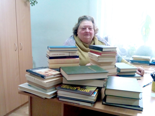 Genė Mikėnaitė: „Į Aukštakalnių biblioteką Kalėdos jau atėjo.“ Genė Mikėnaitė: „Į Aukštakalnių biblioteką Kalėdos jau atėjo.“
