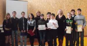 Konkurso komisija ir gabiausieji.