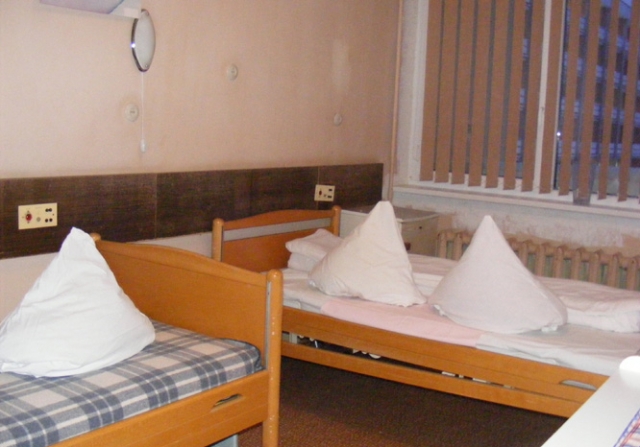 Šiemet rajono ligoninės Akušerijos-ginekologijos skyriuje kol kas negimė nė vienas rokiškėnas. Šiemet rajono ligoninės Akušerijos-ginekologijos skyriuje kol kas negimė nė vienas rokiškėnas.