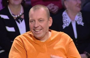 Kęstutis Matelis-Raimundėlis: „Kartą juokinom žmones per… laidotuves” Kultinės grupės