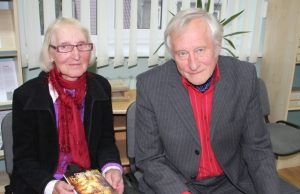 Poetas R.V.Graibus naujausią eilėraščių rinkinį dovanojo savo kraštietei J.Serevičiūtei.