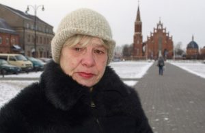 Sūnaus gedinti Stasė Grigonienė sakė nusiraminimą randanti tik gamtoje. D.Zibolienės nuotr.