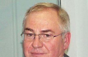 Iš posto teismas veja kyšininkavimu apkaltintą direktorės pavaduotoją Algirdas Griška.