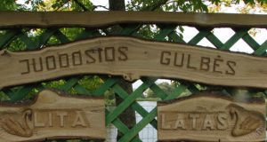 Prie dvaro tvenkinių pastatyta nauja informacinė lenta. N.Byčkovskio nuotr.