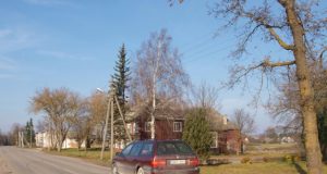 Laibgaliuose įrengus du „gulinčius policininkus“ tikimasi sumažinti avarijų. D.Zibolienės nuotr.
