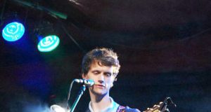 Grupės „Ichthus“ vokalistas ir gitaristas P.Minkevičius. Grupės „Ichthus“ archyvo nuotr.