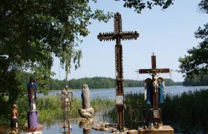 Rokiškėnai pamėgo stebuklingo apsireiškimo vietą prie Ilgio ežero