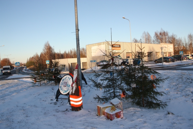 Papuošta žiedinė sankryža skatina eismo saugumą