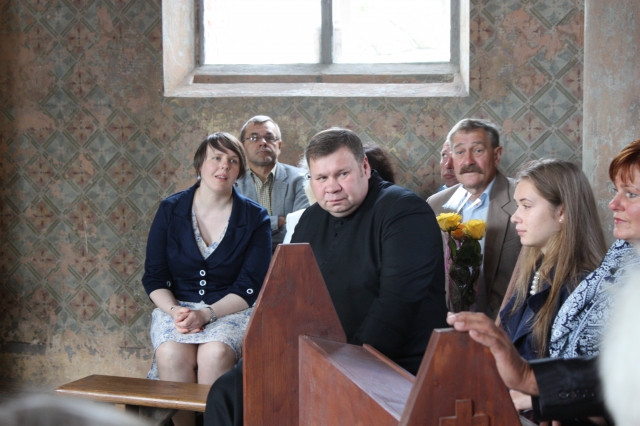 Vilmos Bukaitės (kairėje) knygos pristatyme dalyvavo daugybė garbingų svečių. Vilmos Bukaitės (kairėje) knygos pristatyme dalyvavo daugybė garbingų svečių.