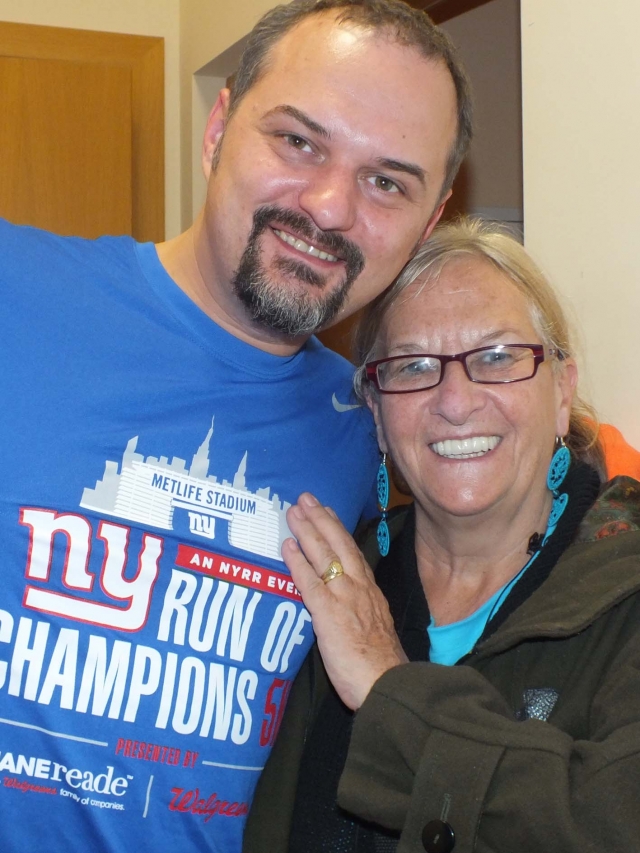 Rokiškio liaudies teatro aktorius Sigitas Daščioras ir teatro ekspertė olandė J.Elbers susitinka ne viename tarptautiniame festivalyje. R.Milaknienės nuotr. Rokiškio liaudies teatro aktorius Sigitas Daščioras ir teatro ekspertė olandė J.Elbers susitinka ne viename tarptautiniame festivalyje. R.Milaknienės nuotr.