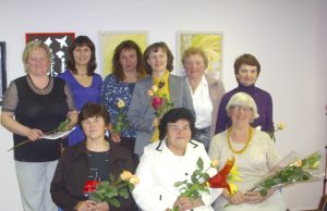 Popietėje „Gimę po Jaučio ženklu“ dalyvavo: R.Skardienė (sėdi iš kairės)