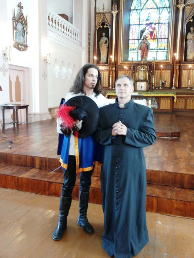 Rimvydas Pupelis (dešinėje) ir Jeronimas Milius viename iš būsimo šou epizodų. Vaivos Kirstukienės nuotr. Rimvydas Pupelis (dešinėje) ir Jeronimas Milius viename iš būsimo šou epizodų. Vaivos Kirstukienės nuotr.