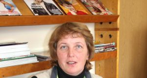 Panemunėlietė Jolanta Puluikienė bando susigyventi su akies vėžiu. D.Zibolienės nuotr.