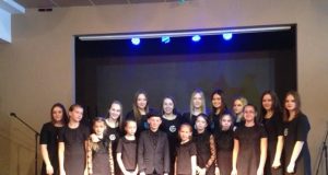 Juodupės jaunieji dainininkai. Gimnazijos archyvo nuotr.