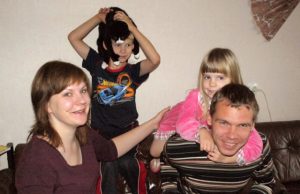 Patys užsiregistravę konkursiniame projekte "Darni šeima" rokiškėnai Jurgita ir Almantas Jurkevičiai su vaikais Armandu ir Saule mano