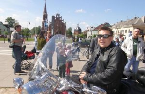 Baikerių sezono uždarymas kitaip: be alaus, su aukomis ir maldomis Kunigas Saulius Kalvaitis viliasi