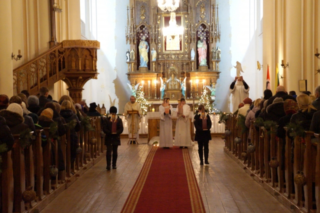 Permainos Kamajų bažnyčioje skatina žmones telktis į bendruomenę. Parapijos  archyvo nuotr.