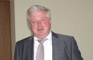 Rajono meras V.Kanopa: „Reikia pradėti diskusijas dėl apmokėjimo už darbą savaitgaliais.“