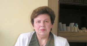 Mėgėjams degintis dermatovenerologė I.Kartianienė pateikė puikių patarimų. D.Zibolienės nuotr.