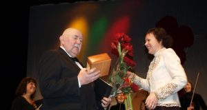Maestro Donatas Katkus džiaugėsi sūrio krašte dovanų gavęs... sūrį