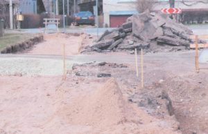 Ši ir dar kelios rajono tarybos nariui A.Blažiui atsiųstos nuotraukos paskatino susidomėti Kauno gatvės rekonstrukcijos kokybe.