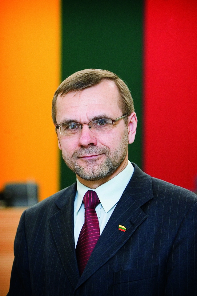 Seimo narys Algis Kazulėnas. Seimo narys Algis Kazulėnas.