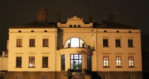 Kūčių naktį dvaras alsavo viduramžių dvasia. N.Byčkovskio nuotr.