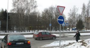 Ženklų painiava ne kartą sukėlė ginčų tarp vairuotojų