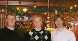 Šeimos albumuose ilgai ieškojome visų trijų atžalų nuotraukos. Broliai Rolandas (iš kairės)