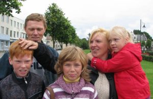 Tryliktasis rugsėjis Obeliečių Viktoro ir Gitos Kolosovų šeima.