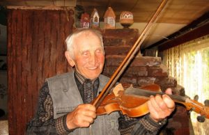 “Beribis tėvo pasitikėjimas manimi išugdė didžiulį atsakomybės jausmą.“