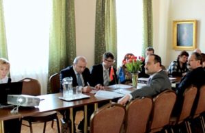 Apie Tyzenhauzus – su baltarusiais Krašto muziejuje aptarti europinio projekto nuveikti ir būsimi darbai. Krašto muziejaus archyvo nuotr.