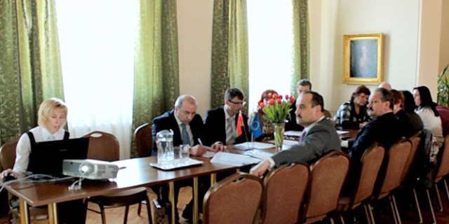 Krašto muziejuje aptarti europinio projekto nuveikti ir būsimi darbai. Krašto muziejaus archyvo nuotr.